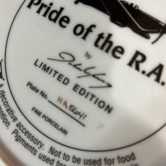 Franklin Mint Heirloom, collectors plate!! Pride of the R.A.F. - Picture 6 of 6